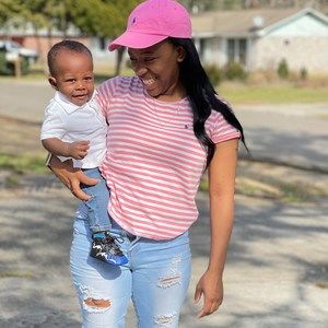 Meet your Posher, Desiree